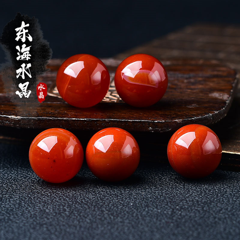 天然红玛瑙水晶球出游把玩圆球原石加工把玩手把件水晶家居摆