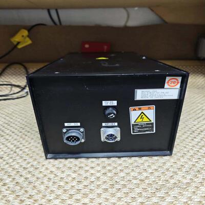 进口Arcol大功率电阻，制造商编号 HS100 3.3Kp