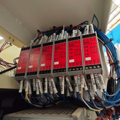 OMRON欧姆龙安全继电器G9SB-301-B，24VACp