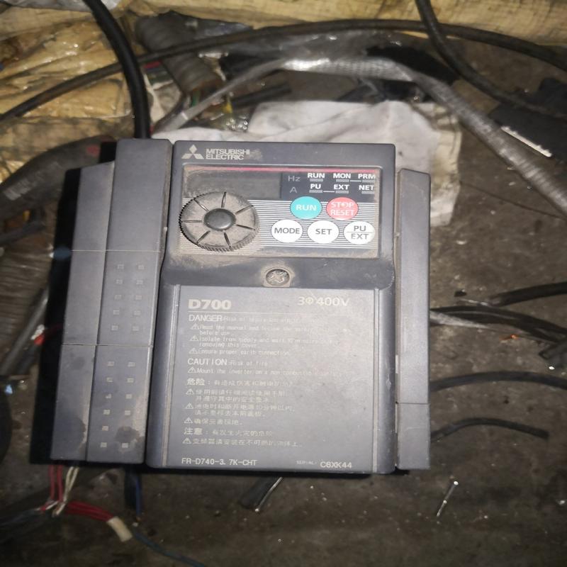 原装拆机三菱D700变频器FR-D740-1.5K-CHTp