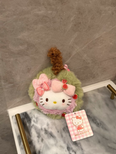 正版授权喔！夏日清爽芭乐kitty！毛绒绒hellokitty公仔包包挂件