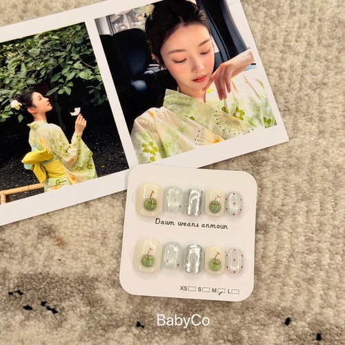 收藏一颗青苹果~纯手工穿戴甲！手绘波点可爱可拆卸美甲成品