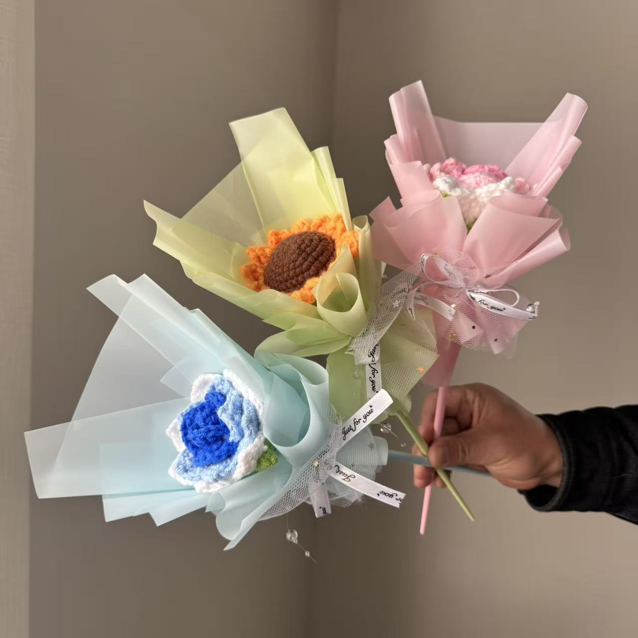 小众见面花手工针织花束玫瑰仙女图片