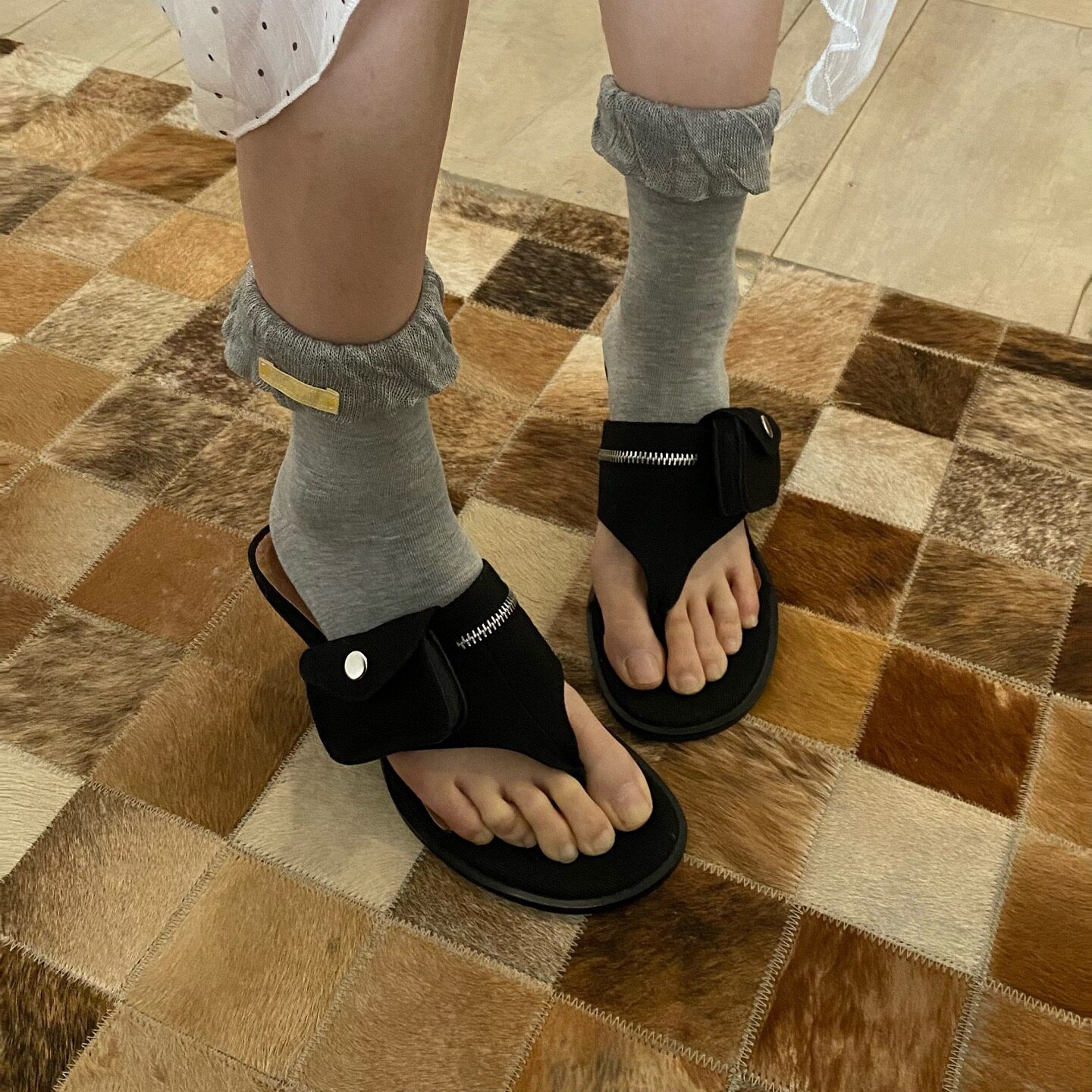 韩版小标ins 系博主同款花边袜套女中筒显瘦百搭纯色踩脚半包脚套