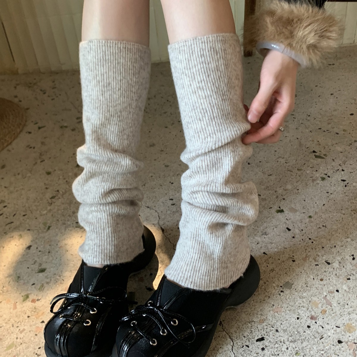 基础款羊毛袜套女软糯舒适纯色百搭堆堆袜秋冬加厚jk腿套小腿袜