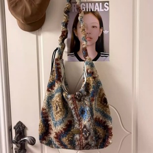 波西米亚狂想·复古民族风花呢斜挎包单肩包女ins风大容量休闲包