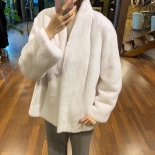 布拉斯琦皮草  3400  定金500   拍下备注码号 不退不换