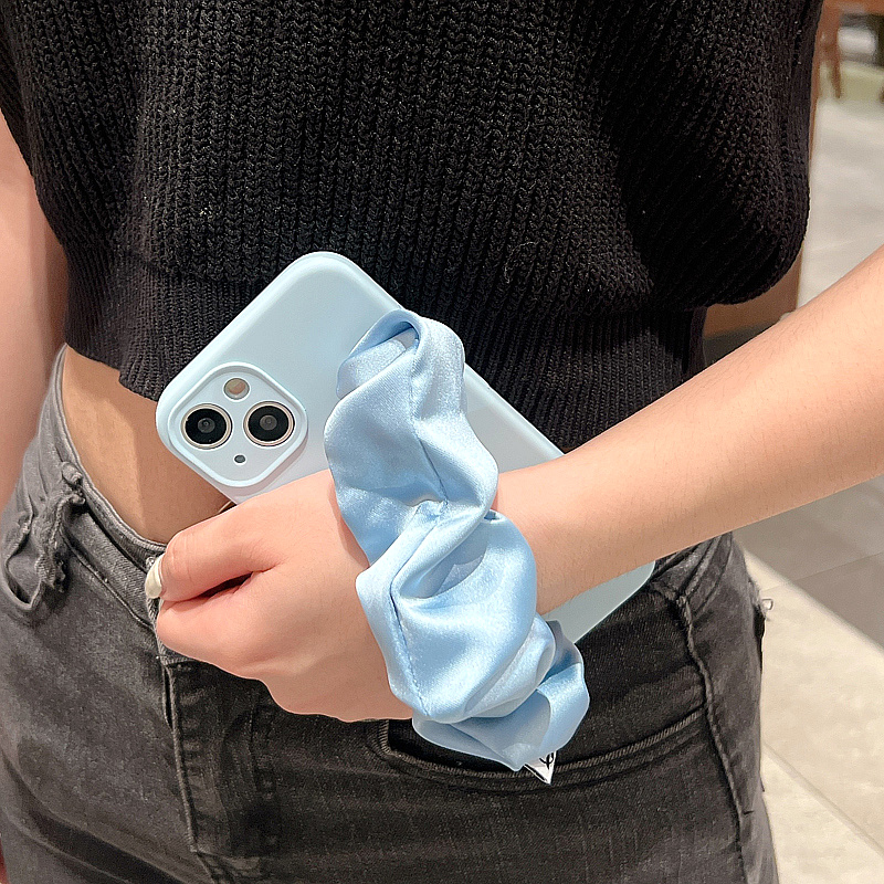 苹果16手机壳iPhone15/14/13/12/11创意丝绸手腕带16promax女款15promax个性13pro小清新14pro max保护套适用