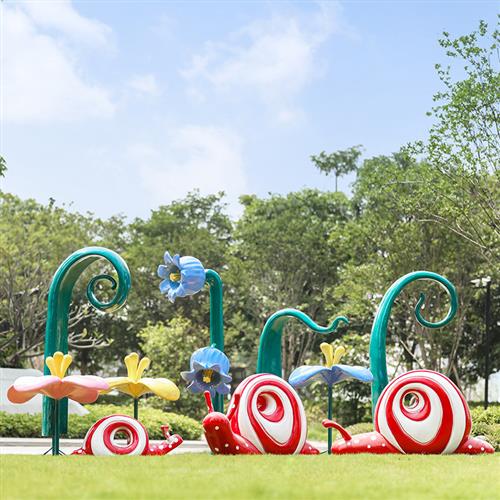 大型网红发光蜗牛玻璃钢雕塑户外园林景观抽象动物小区装饰品摆件
