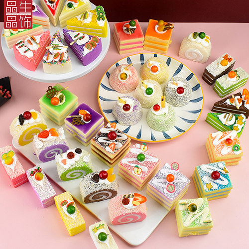 蛋卷面包店甜品台场景布置橱窗