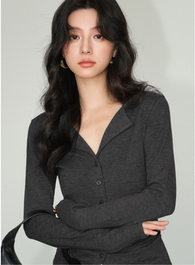 NEVA HU 灰色V领长袖针织衫女秋季修身显瘦内搭设计感打底衫上衣