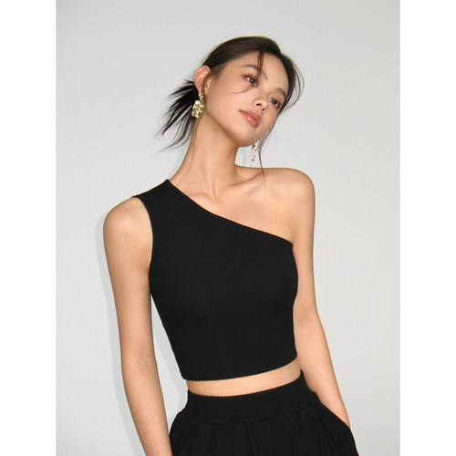 NEVA HU黑色单肩斜领修身带胸垫背心T恤设计夏季显瘦露肩短款上衣