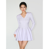 NEVA v领针织连衣裙女收腰A字蓬蓬裙气质短裙 长袖 现货7.5折