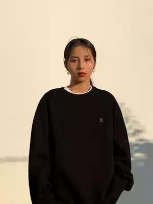 HUYIFAN gray thick cotton T plus velvet padded female 2021 New loose Korean version lazy wind round neck letter top