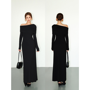 NEVA HU 优雅律动 斜肩长袖针织连衣裙女一字肩修身收腰气质长裙