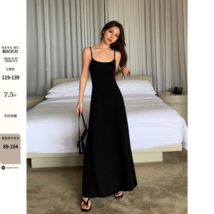 NEVA HU 极简通勤 法式吊带连衣裙女夏季a字大裙摆气质收腰中长裙