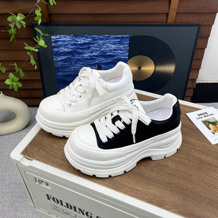 2026春季新款松糕底鞋真皮百搭轻便小个子增高7cm韩版休闲运动鞋