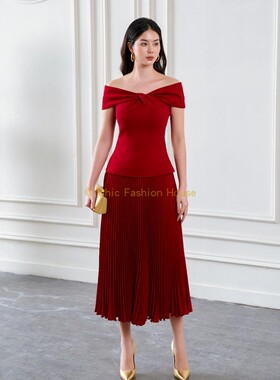 现货 越南Tracy studio简洁一字肩气质优雅日常高腰百褶半裙套装