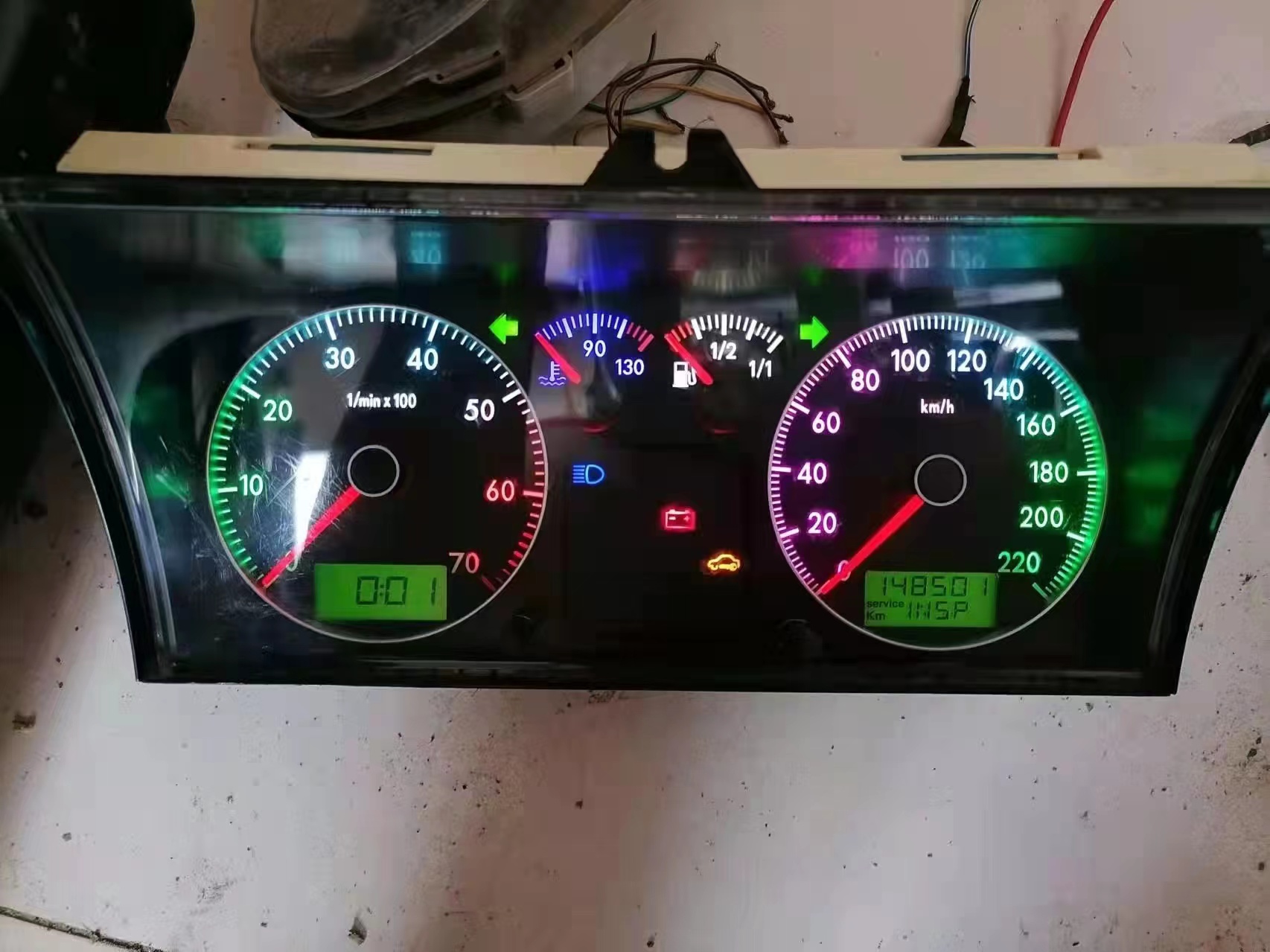 大众普桑志俊汽车配件仪表盘总成