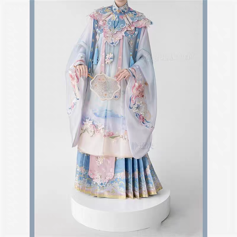 琉璃百合汉服立领长衫重工刺绣云肩新款马面裙春夏套装