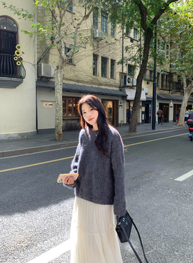 Peanut 花生糖 云朵触感 羊绒羊毛拉绒圆领毛衣秋冬新宽松小众