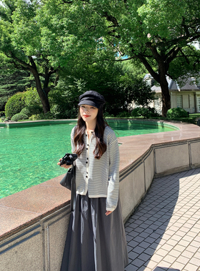 Peanut 花生糖 圆领多扣条纹毛衣开衫秋季新款通勤休闲宽松针织