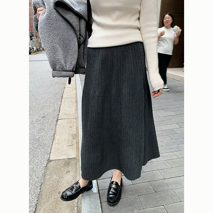 Peanut花生糖垂感拼接坑条针织半身裙秋冬新款宽松百搭伞裙a字裙