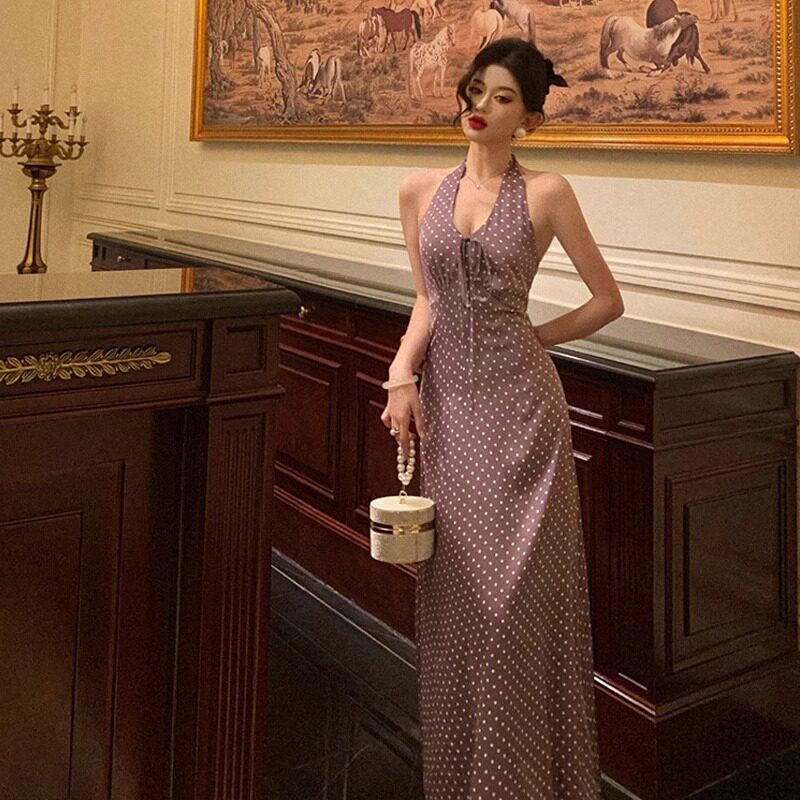 法式气质紫色v领波点挂脖连衣裙海边度假漂亮独特绝美收腰a字长裙