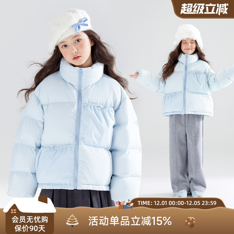 浪漫蓝色初雪颂歌  锁住温暖羽绒服