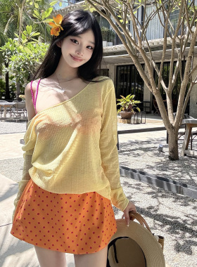 新款裙式比基尼四件套可爱清纯绝美纯欲防晒罩衫度假温泉沙滩泳衣