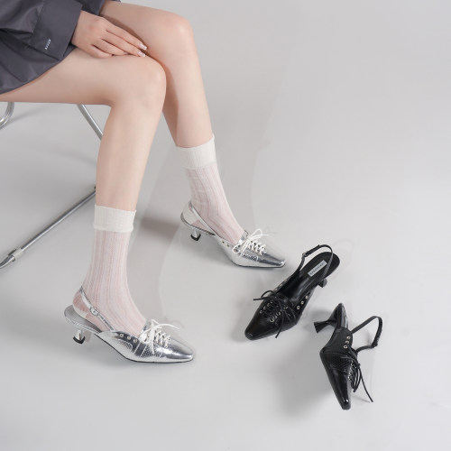 林向晚千禧辣妹Y2K绑带包头凉鞋