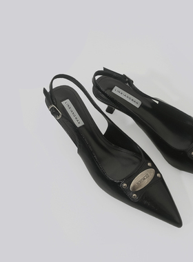 林向晚 原宿少女~尖头黑色高跟鞋复古金属铆钉中古风一字扣带凉鞋