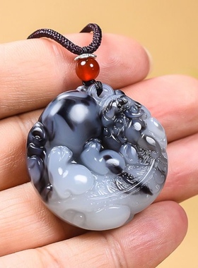 新疆和田玉貔貅玉吊坠男士款有求必应青花玉挂件招财皮休玉佩挂坠