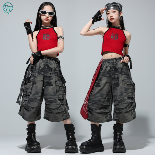 女童jazz爵士舞服女孩子时髦吊带迷彩七分裤舞蹈练功服街舞演出服
