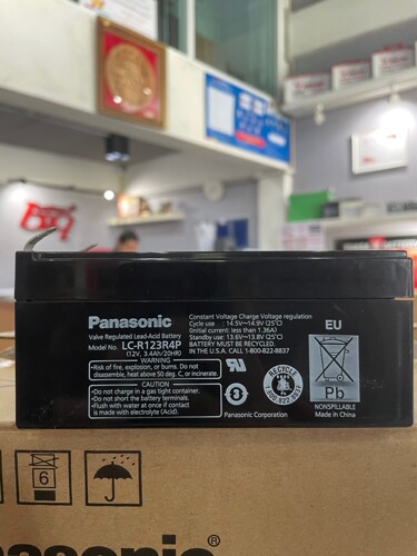Panasonic松下蓄电池 LC-R123R4P电梯12V3.4AH消防设备UPS电池
