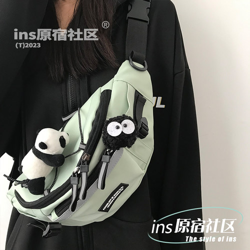 休闲百搭斜挎包男款中性风腰包女