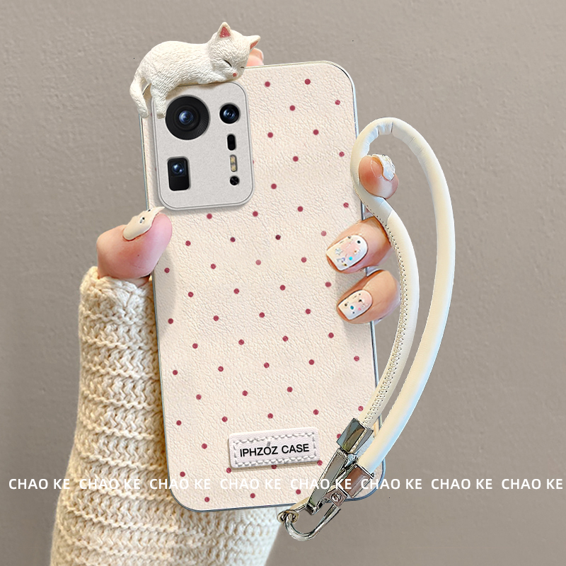 TPU+皮革完美结合，全包防摔，手感舒适