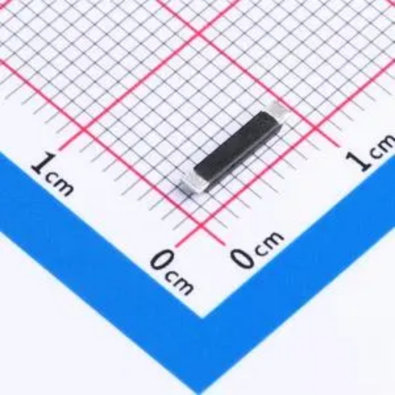 HoTFe-8.2D-0R 电流采样电阻分流器 贴片 跳线 塑封 阻值 0Ω电阻