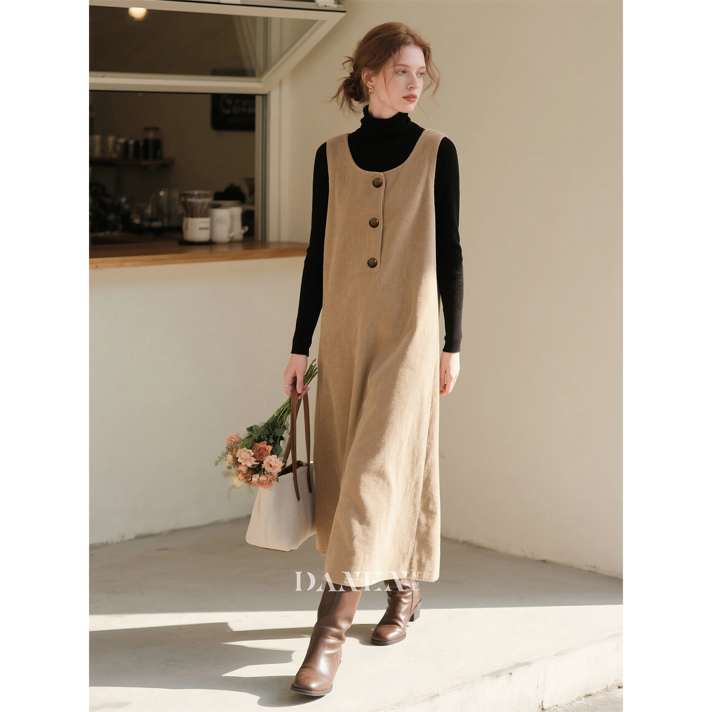 卡其色全棉灯芯绒无袖连衣裙女