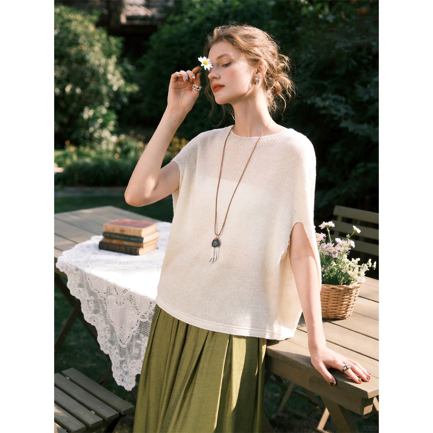 香槟杏色短袖T恤女2026年夏季新款极简天丝桑蚕丝廓形百搭上衣