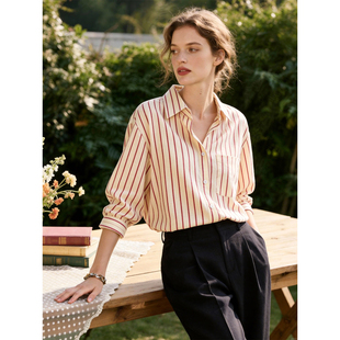 杏底红色条纹翻领衬衫女2026春季新款长袖设计感通勤穿搭显瘦上衣