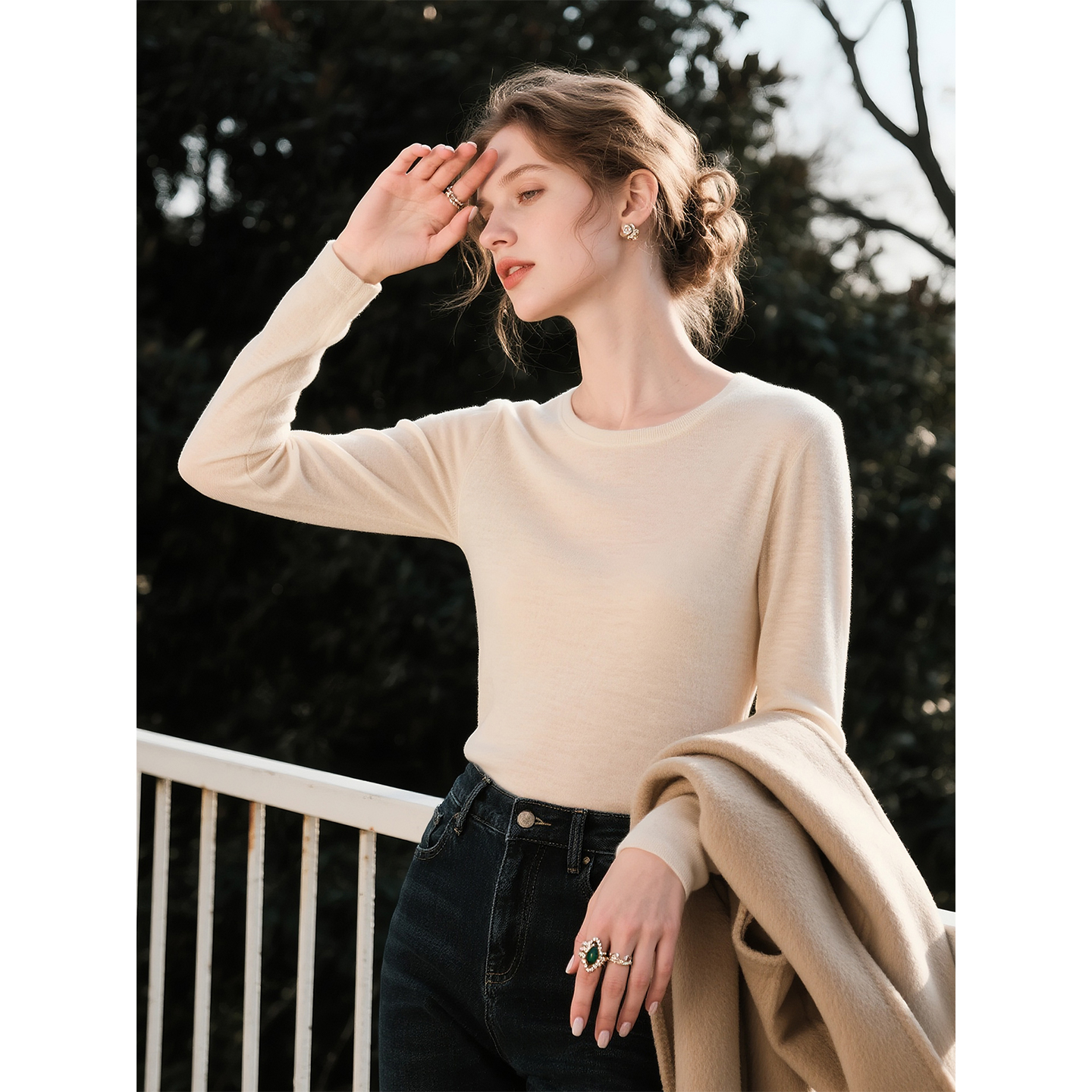 亚麻咖圆领套头羊毛针织衫女2025