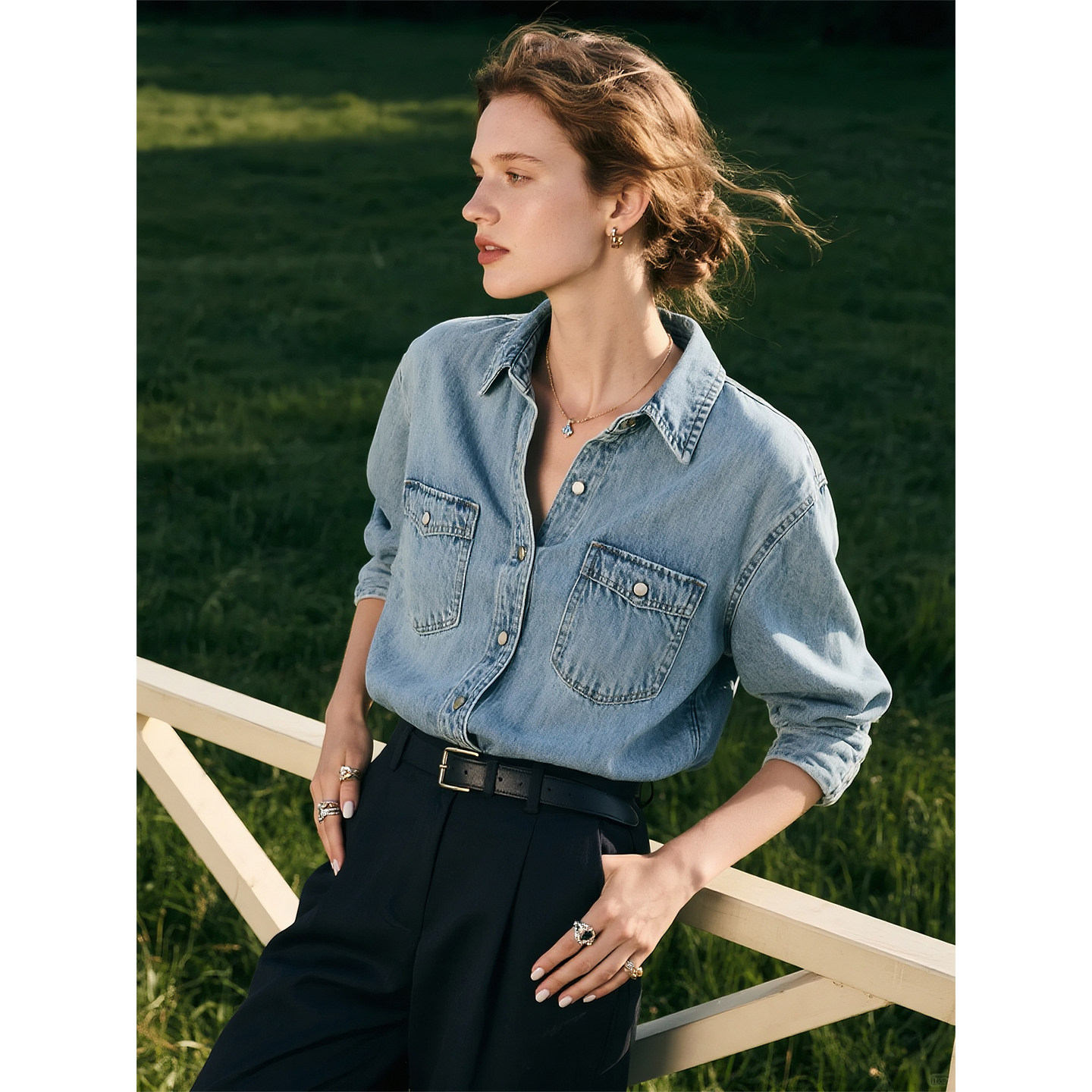 蓝色复古牛仔衬衫女2026春季新款长袖翻领双口袋衬衣港风显瘦上衣,女装/女士精品,衬衫,淘宝优惠券,粉丝福利购,淘宝优惠卷