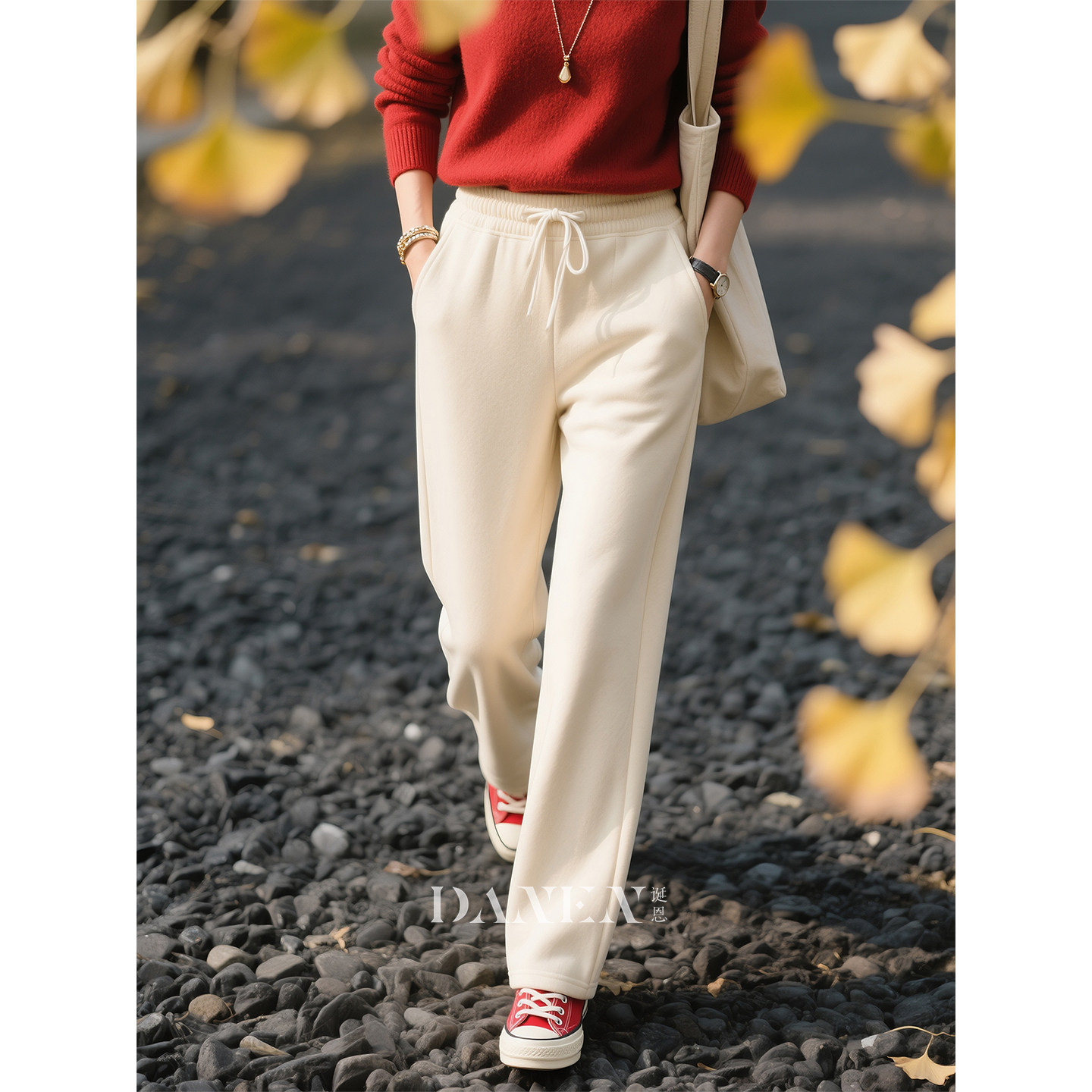 杏色松紧腰抽绳加绒卫裤女2026年秋冬新款舒适百搭休闲直筒阔腿裤,女装/女士精品,休闲裤,淘宝优惠券,粉丝福利购,淘宝优惠卷