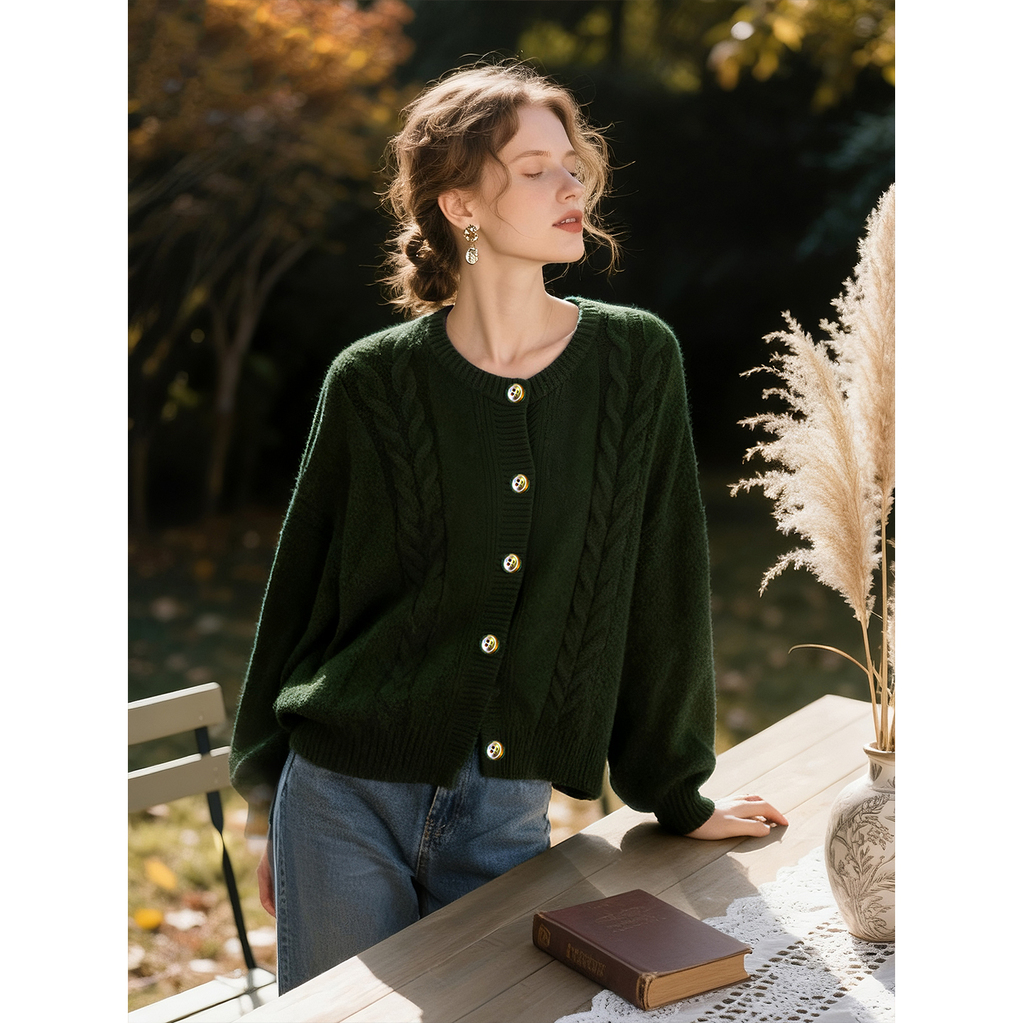 复古墨绿色圆领针织开衫女2025