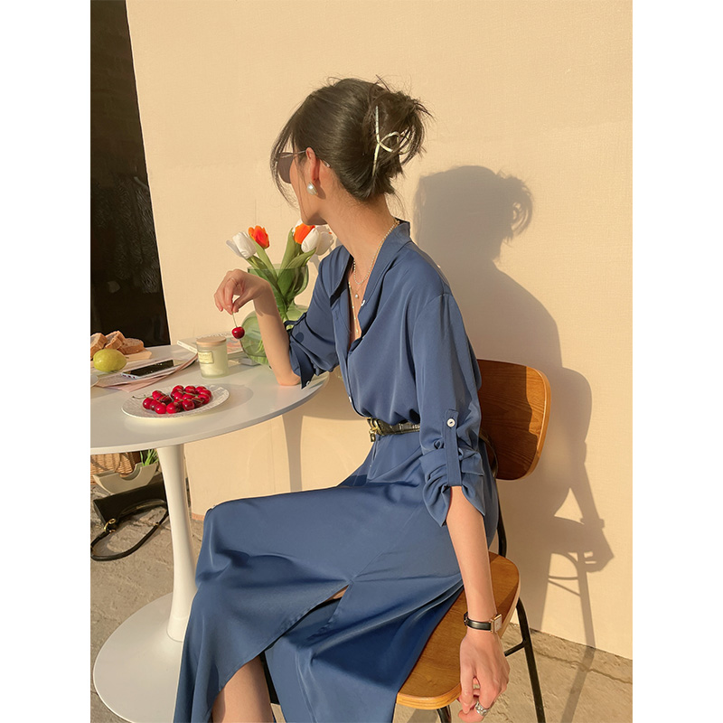 蓝色缎面衬衫连衣裙女夏季中长裙