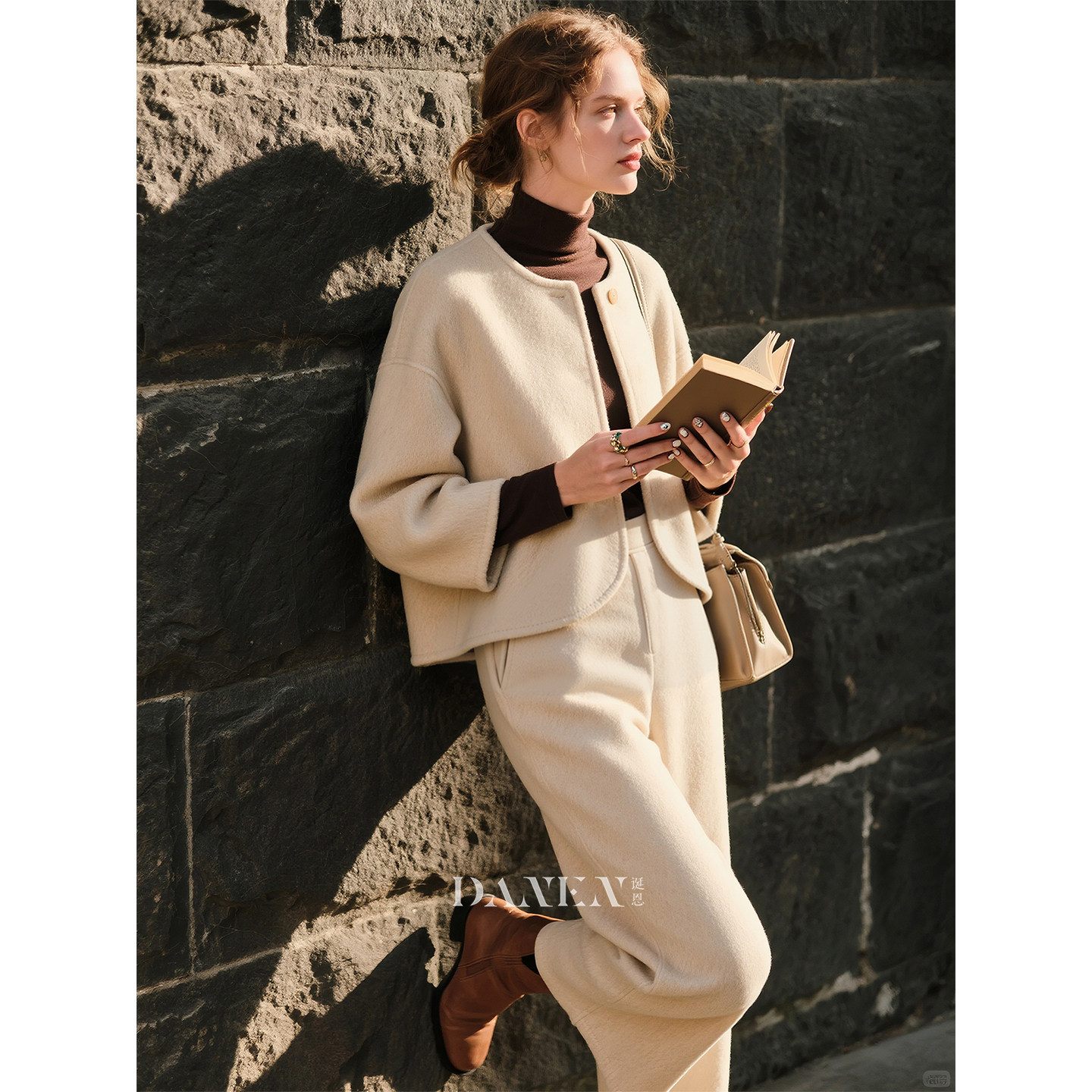 米杏色羊毛套装女2026年春季新款高级双面呢外套阔腿裤绝美两件套,女装/女士精品,时尚套装,淘宝优惠券,粉丝福利购,淘宝优惠卷