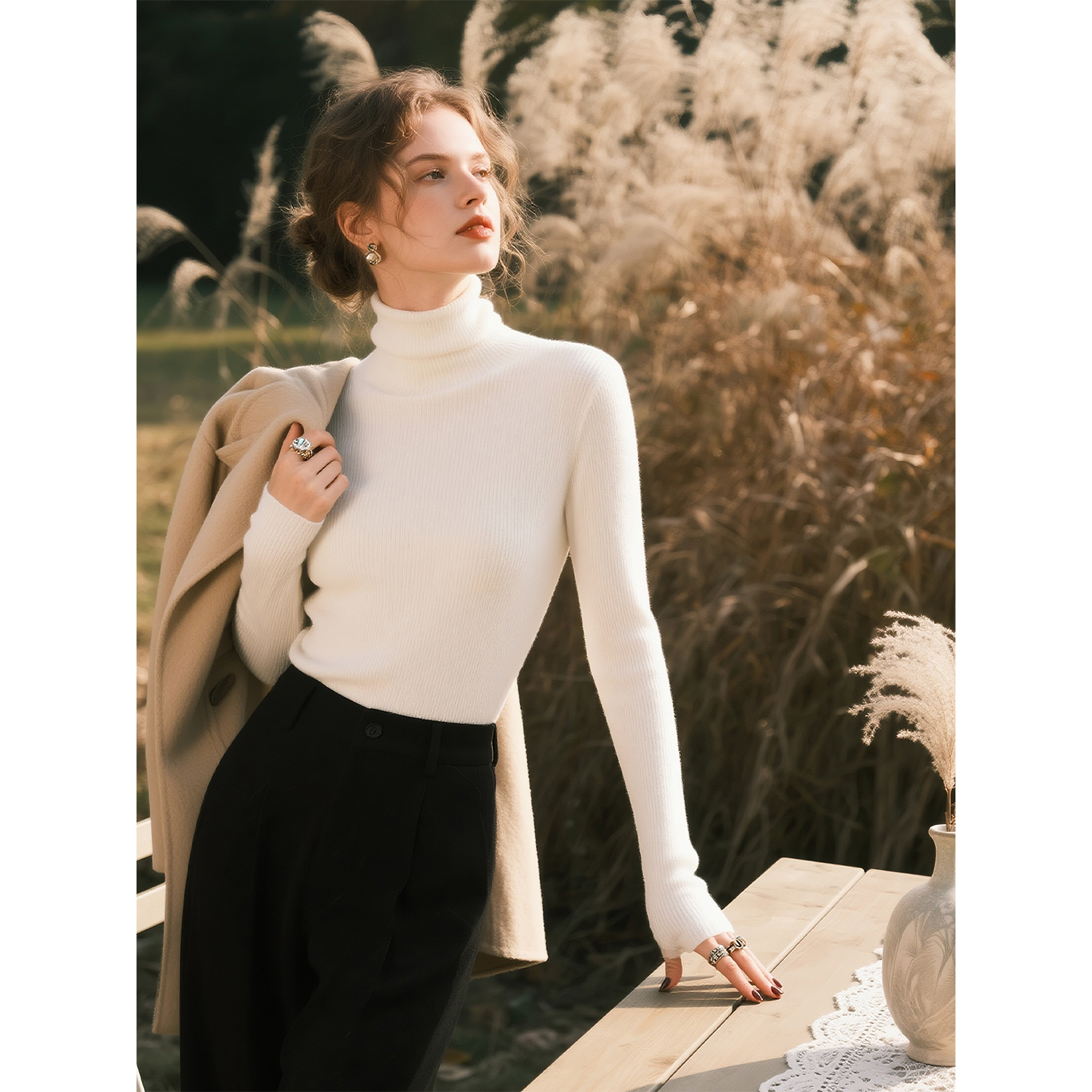 米白色高领羊毛针织衫女2025年