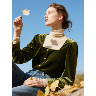 绿色方领长袖丝绒衬衫女2025秋冬新款法式轻奢风宽松衬衣别致上衣