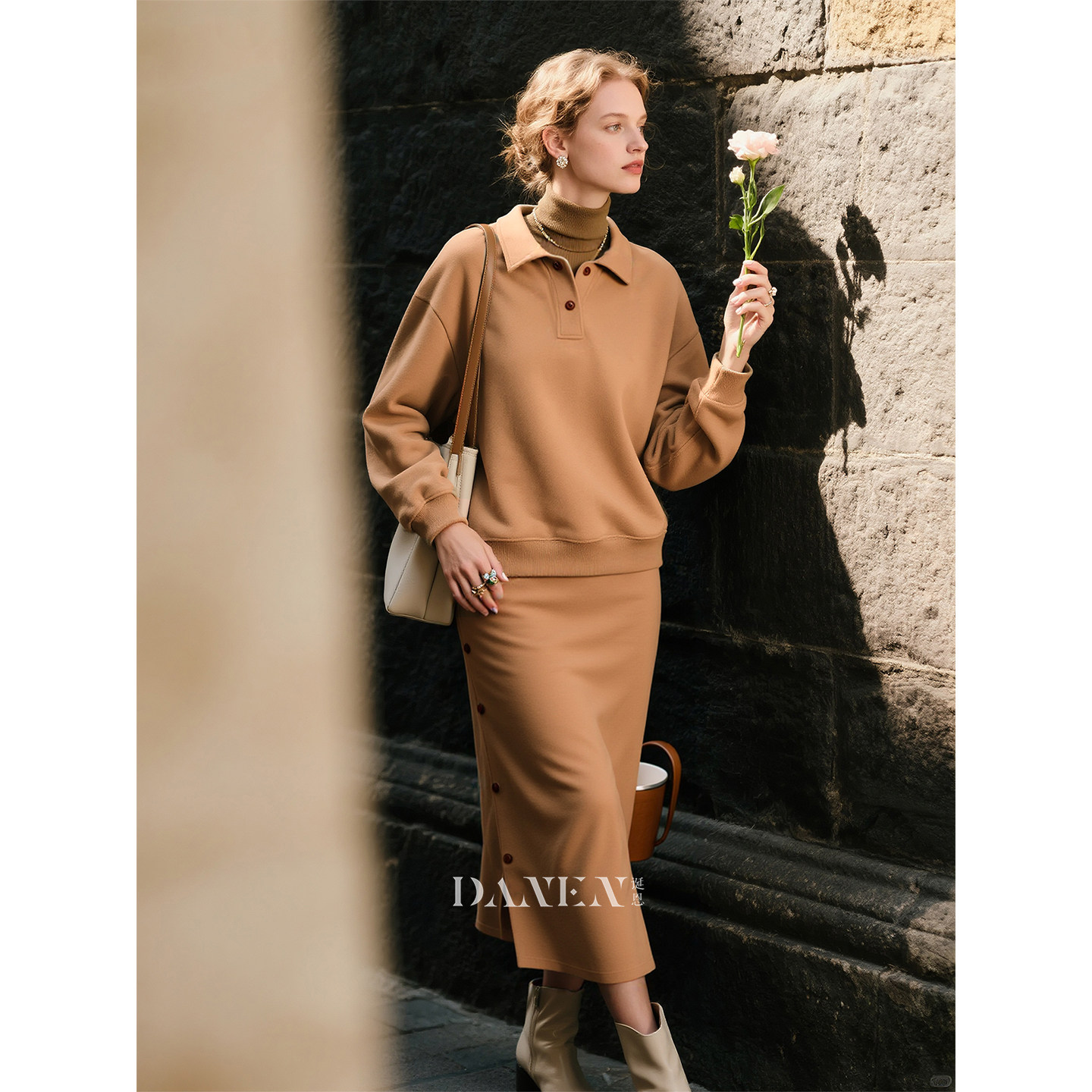 浅咖色POLO领套头卫衣套装女2026年春季新款高腰休闲半身裙两件套,女装/女士精品,时尚套装,淘宝优惠券,粉丝福利购,淘宝优惠卷